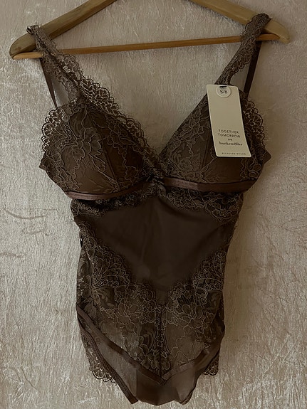 Product image 1 of 7