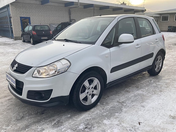 Suzuki SX4
