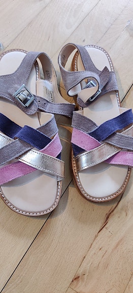 Product image 14 of 46