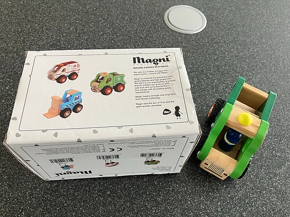 Product image 1 of 4