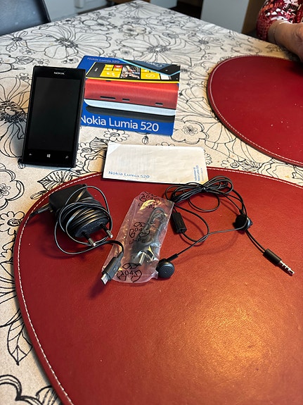 Product image 1 of 2