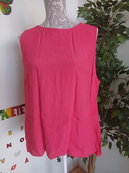 Product image 1 of 9