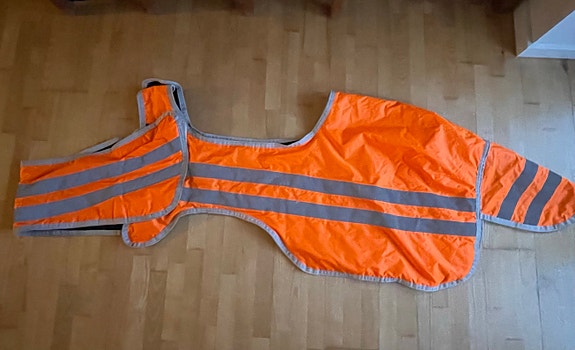 Product image 1 of 7