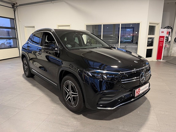 Mercedes EQA250+