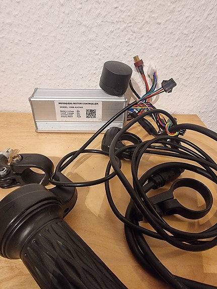 Product image 2 of 9