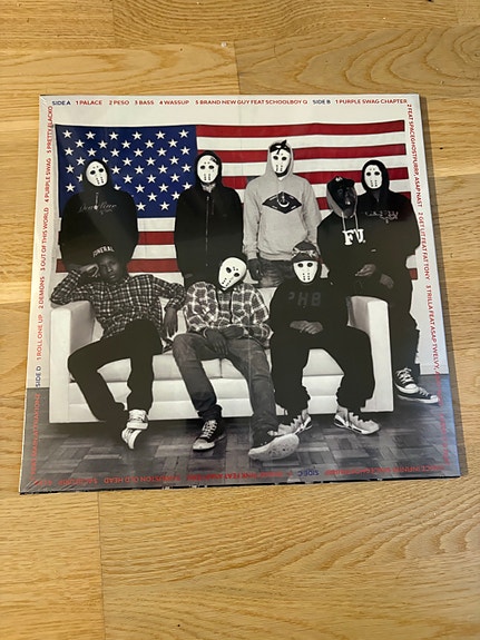 Product image 2 of 2