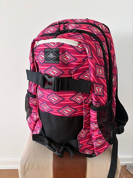 Product image 1 of 8