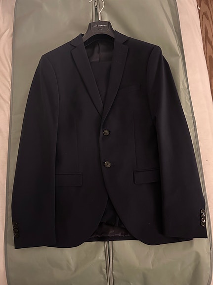 Product image 1 of 9