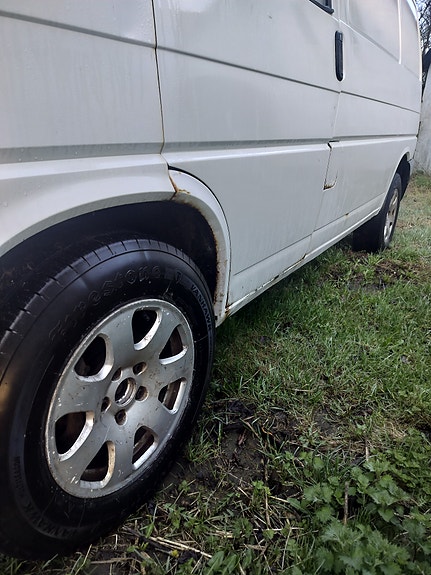 VW Transporter til salg hos Nabilli