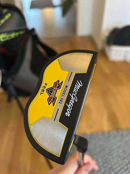 Product image 1 of 3