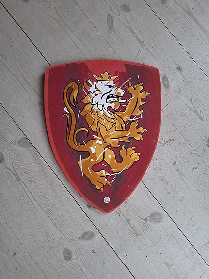 Product image 1 of 2