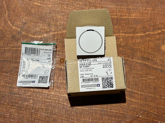 Product image 1 of 2