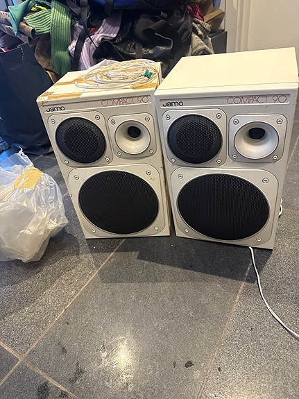 Product image 1 of 8