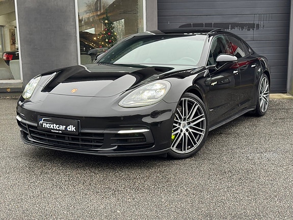 Porsche Panamera 4