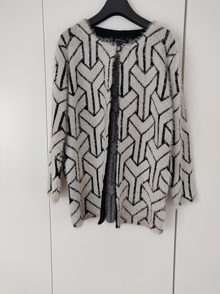 Product image 16 of 20