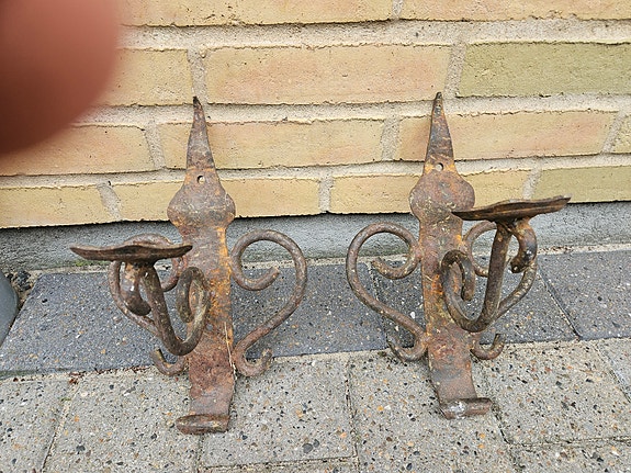 Product image 1 of 3