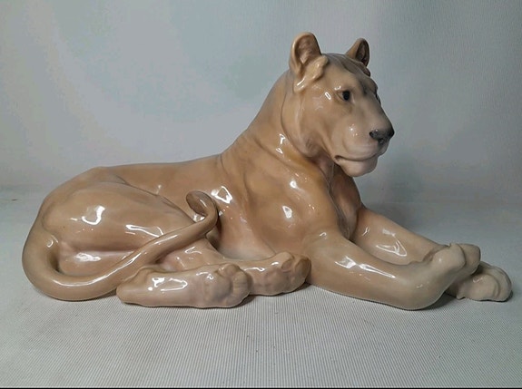 Product image 1 of 6