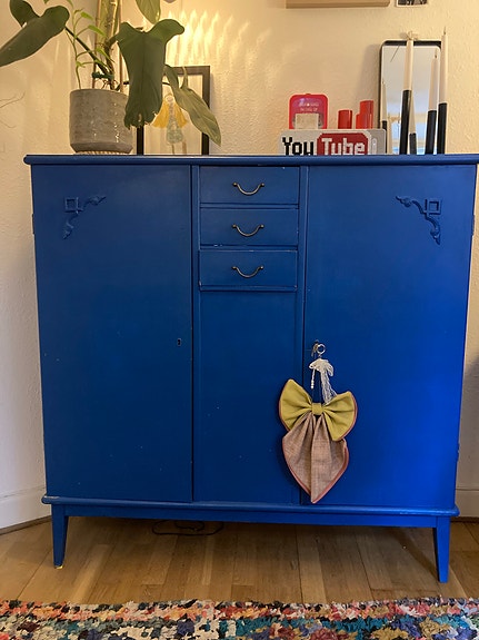 Product image 1 of 8