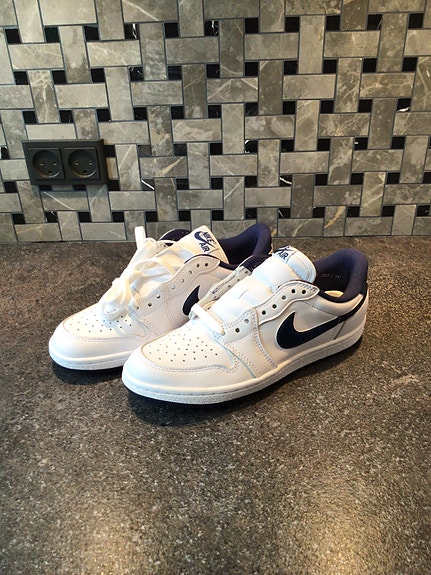 Product image 1 of 10