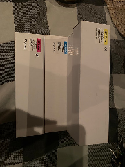 Product image 1 of 3