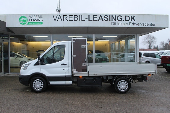 Ford Transit 350 L2 Chassis