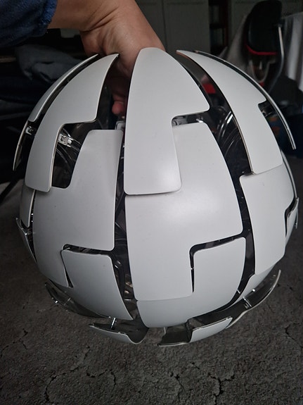 Product image 1 of 2