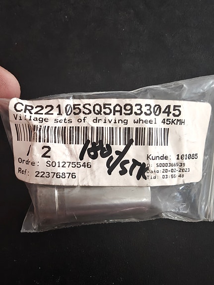 Product image 2 of 2