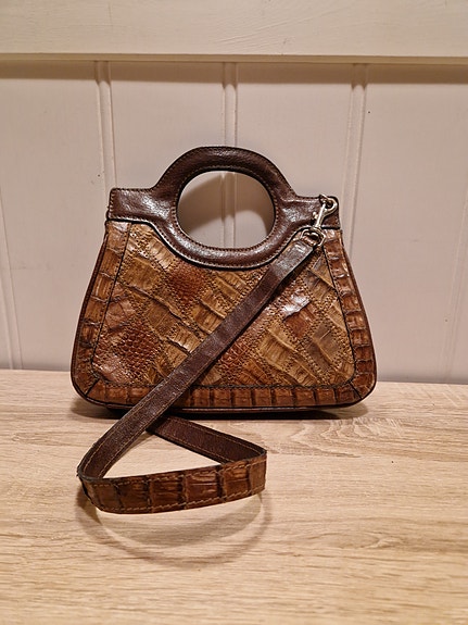 Product image 1 of 8