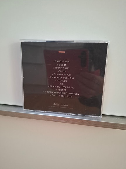 Product image 2 of 3