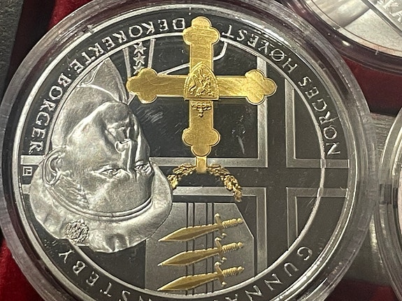 Product image 3 of 7