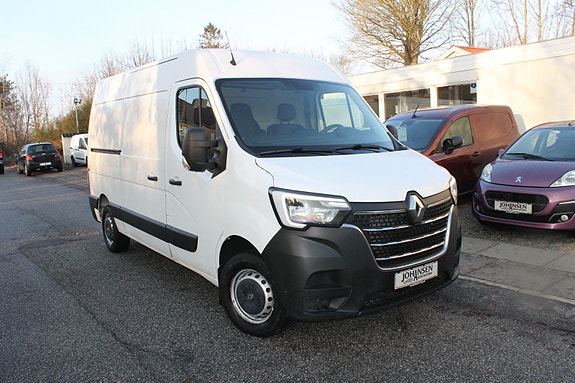 Renault Master IV T33