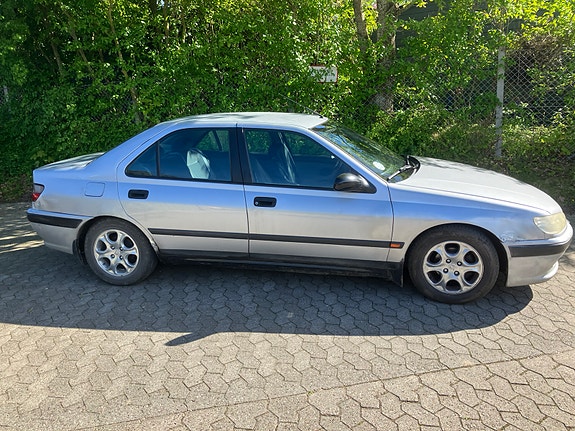 Peugeot 406 1998 photo 2