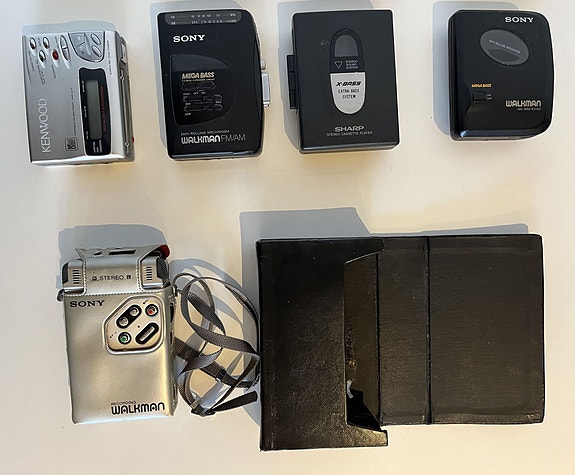 Product image 1 of 6