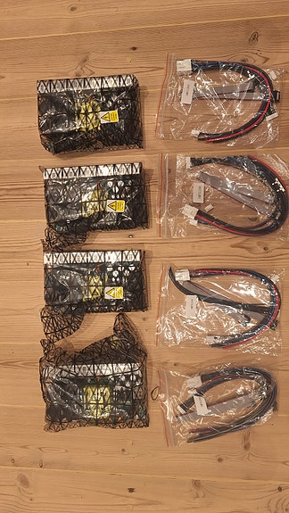 Product image 1 of 3