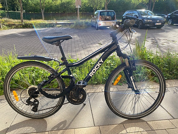 Product image 1 of 5