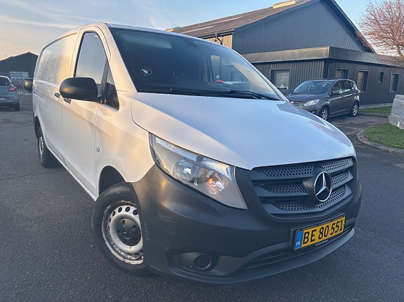 Mercedes Vito 109