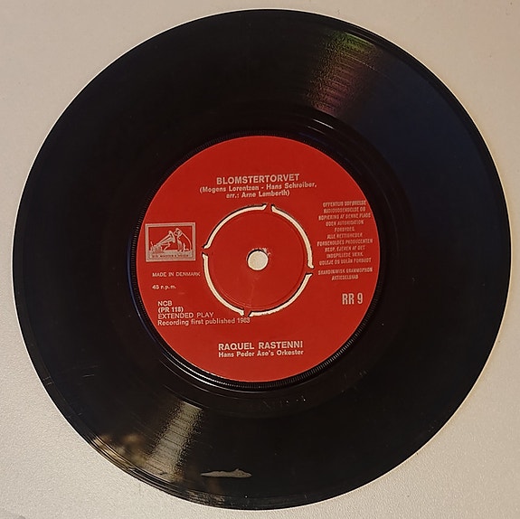 Product image 1 of 2