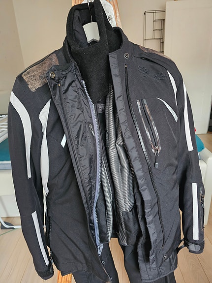 Product image 1 of 10