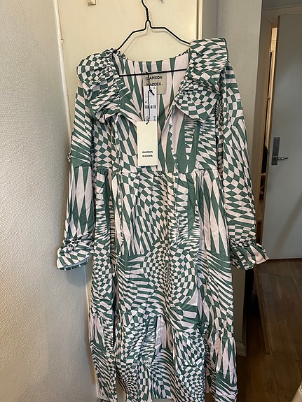 Product image 1 of 10