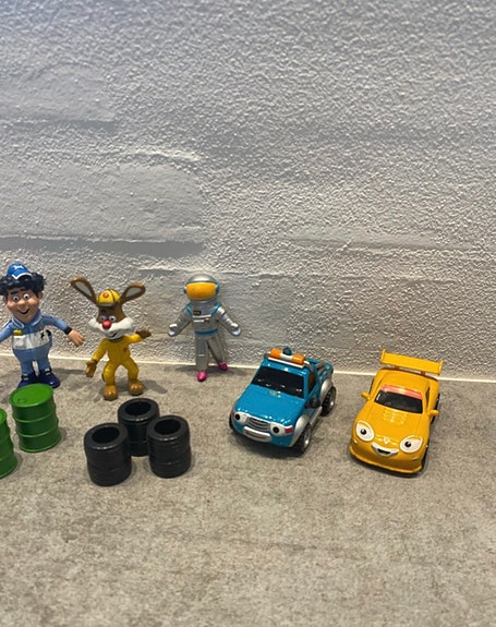 Product image 3 of 3