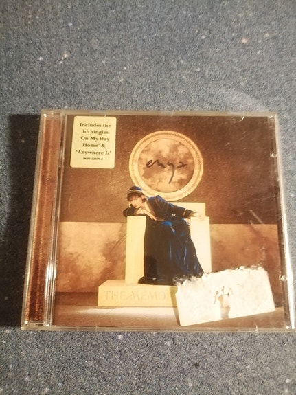 Product image 1 of 2