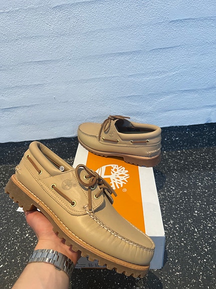 Product image 1 of 10