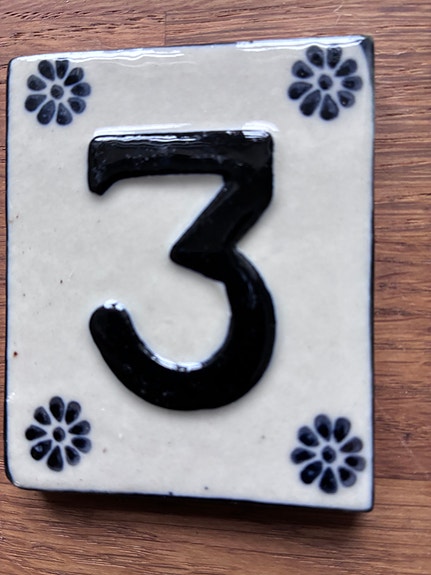 Product image 1 of 3