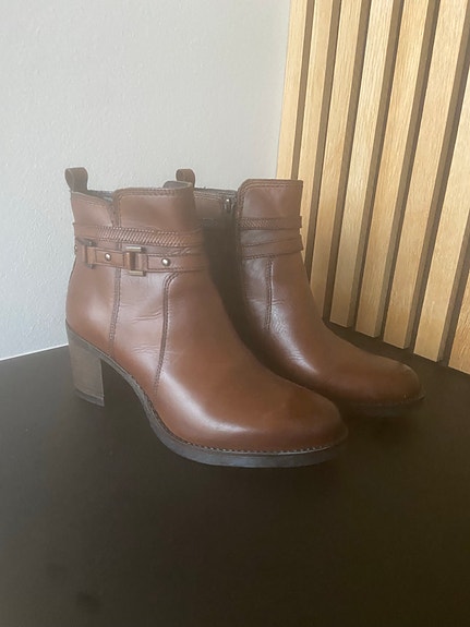 Product image 12 of 16