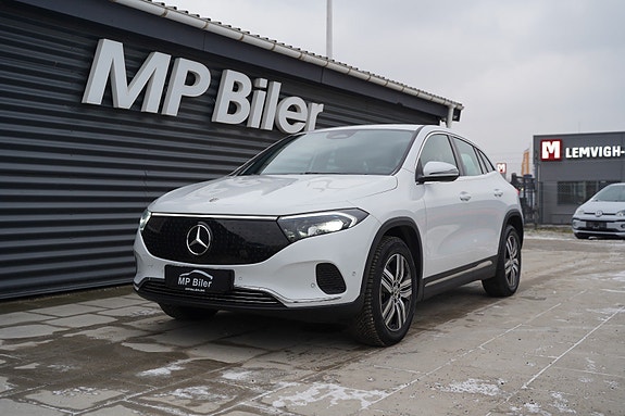 Mercedes EQA250+