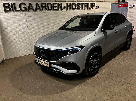 Mercedes EQA250+