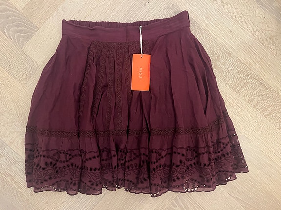 Product image 1 of 7