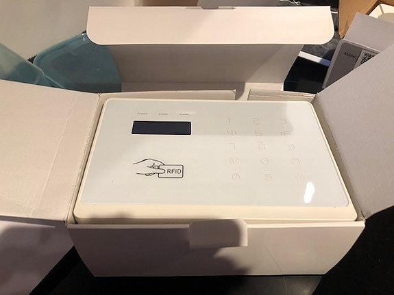 Product image 1 of 4