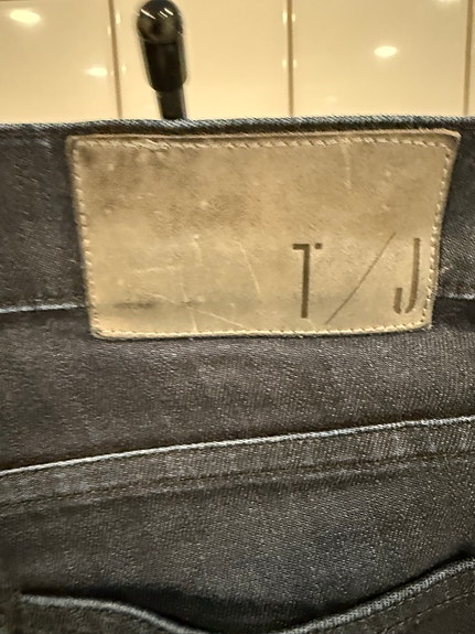 Product image 23 of 33