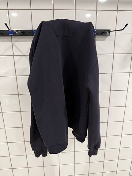 Product image 28 of 33